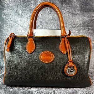 ♥ Dooney & Bourke All Weather Leather 2 Classic Satchel ♥ Like New